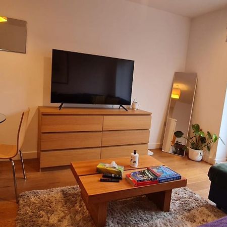 The Island & Cutty Sark Apartment ลอนดอน ภายนอก รูปภาพ